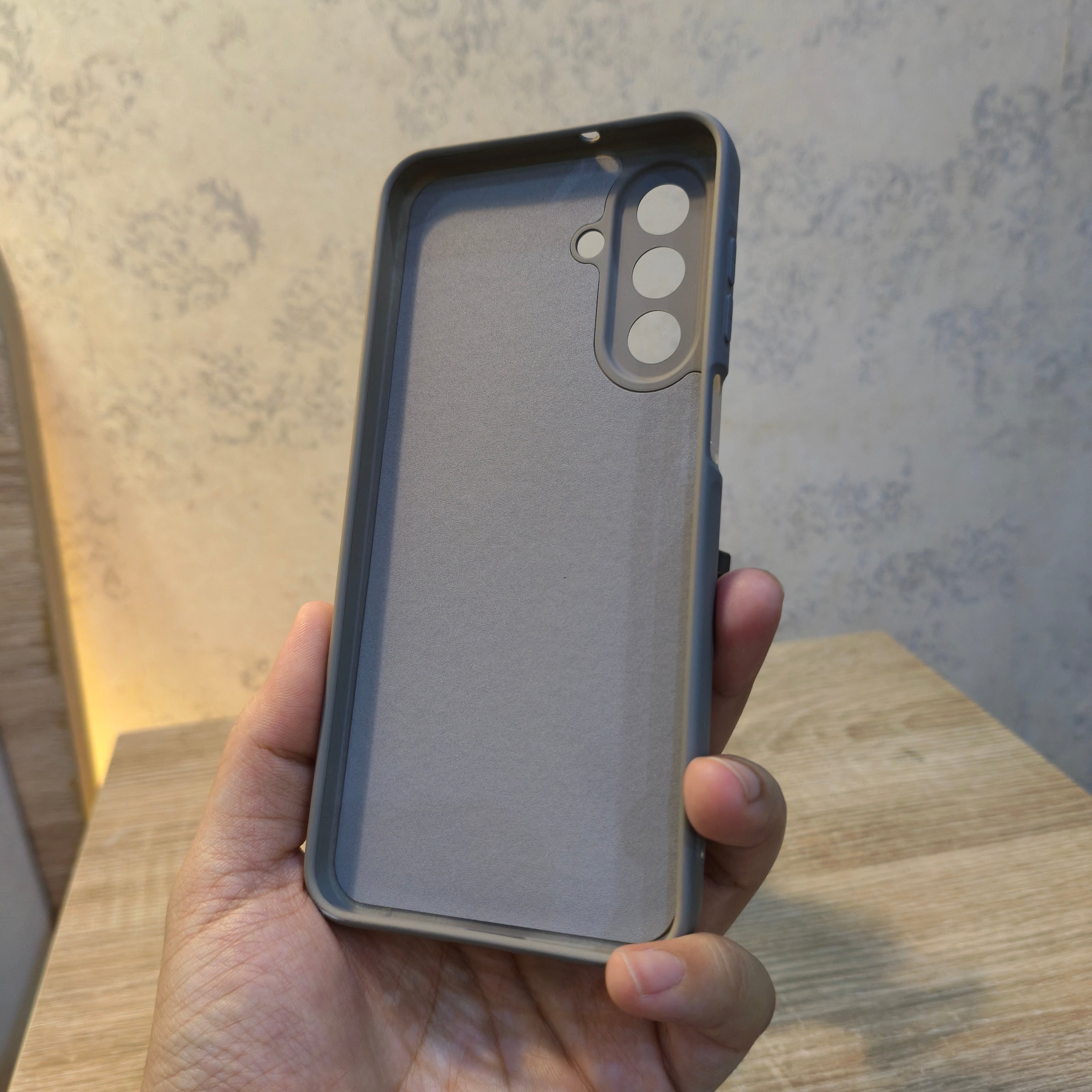 Spigen Samsung Galaxy A17 Neo Hybrid PC Back Cover