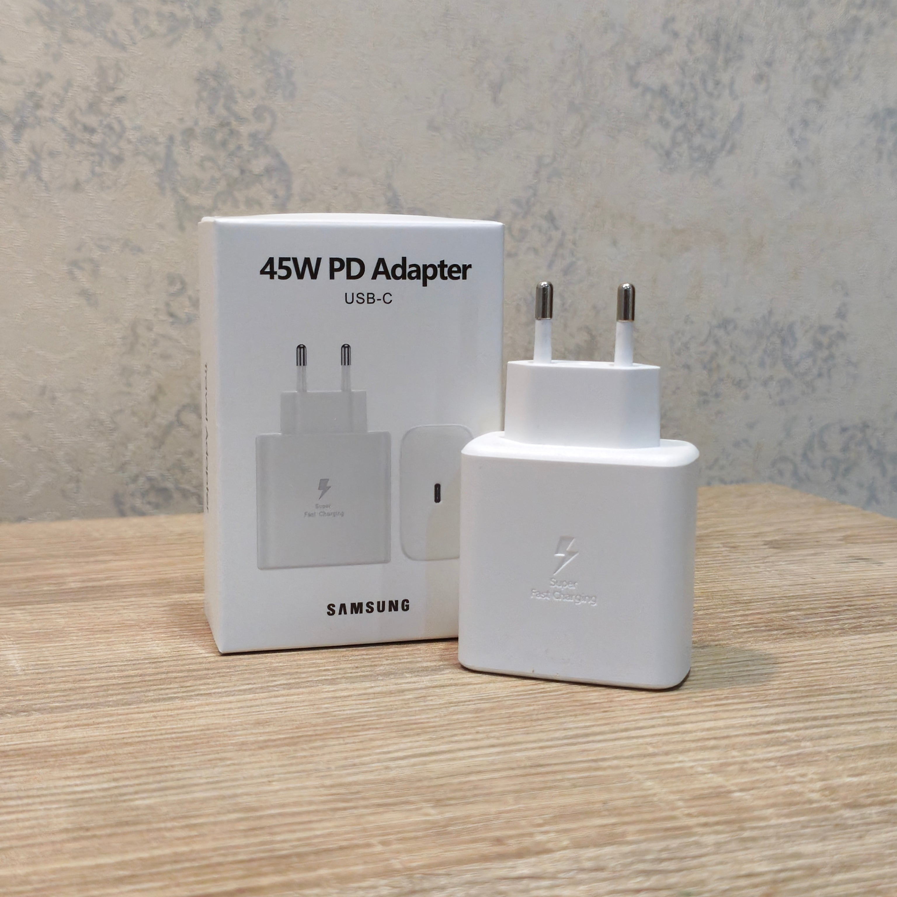 Samsung 45W Super Fast Charger – USB-C PD Fast Charging Adapter